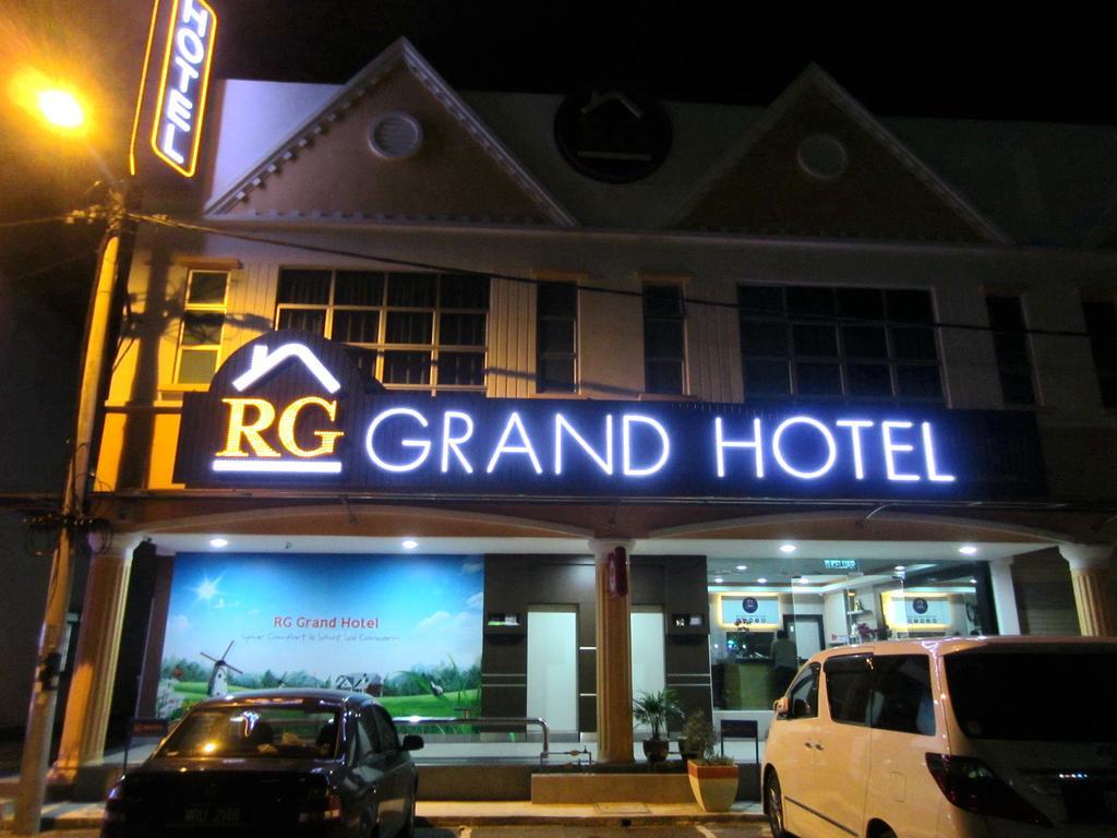 Rg Grand Hotel Batu Pahat Bagian luar foto